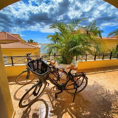 Tropical Ocean View Jacuzzi Villa Los Cristianos (Tenerife)